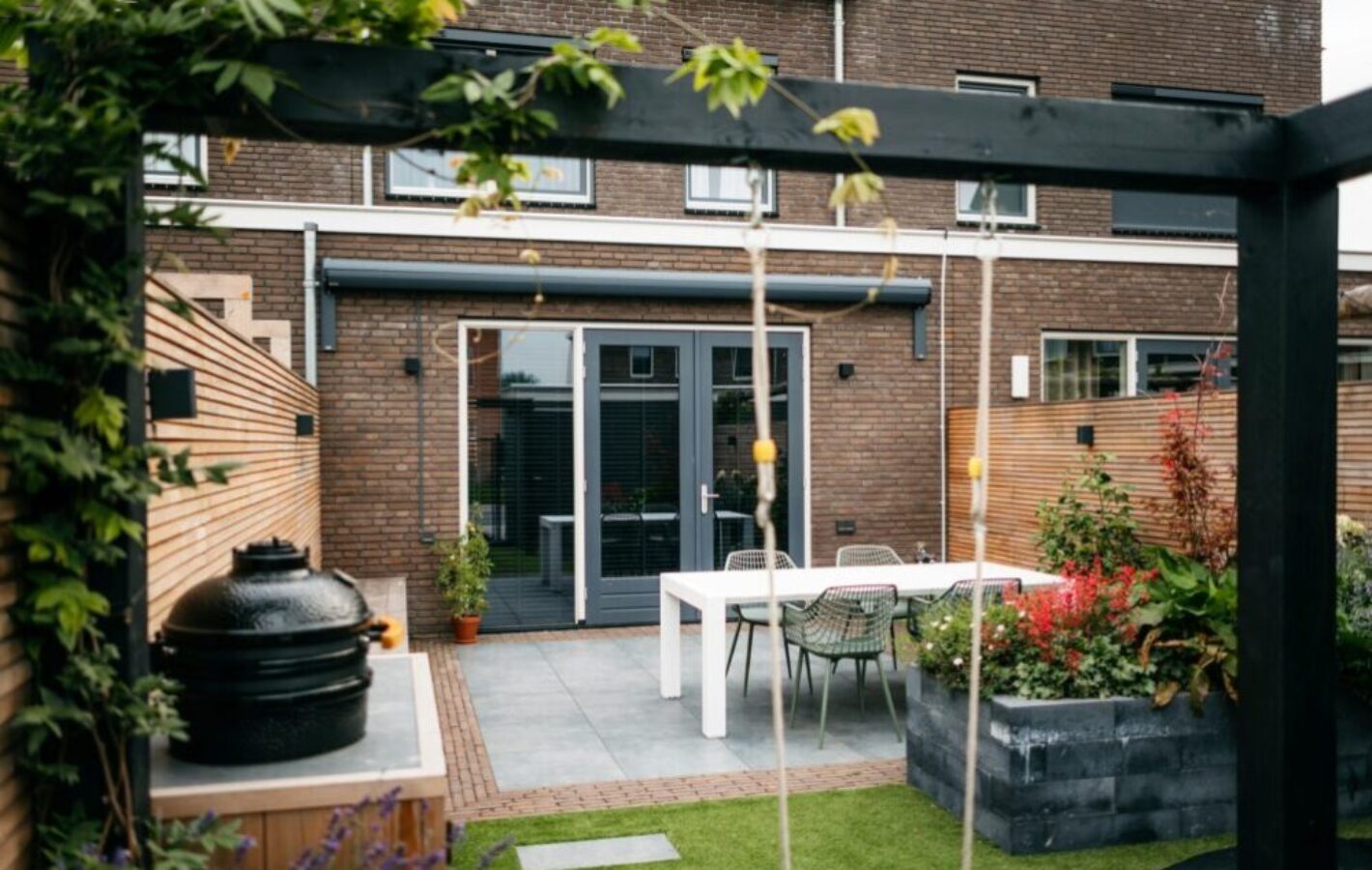 Aanleg kindvriendelijke tuin te Weesp