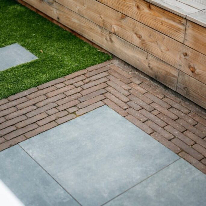 Aanleg kindvriendelijke tuin te Weesp