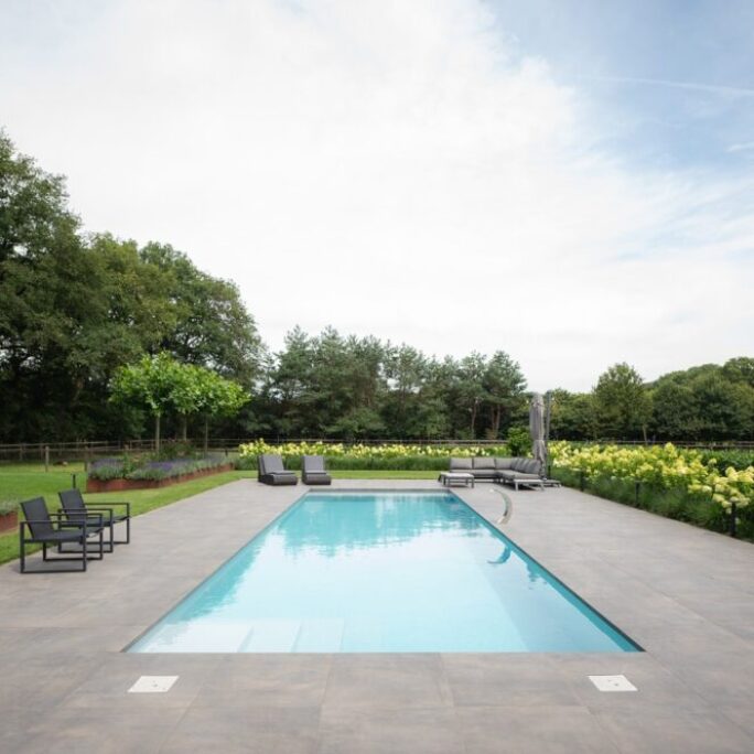 Aanleg luxueuze tuin in Lunteren