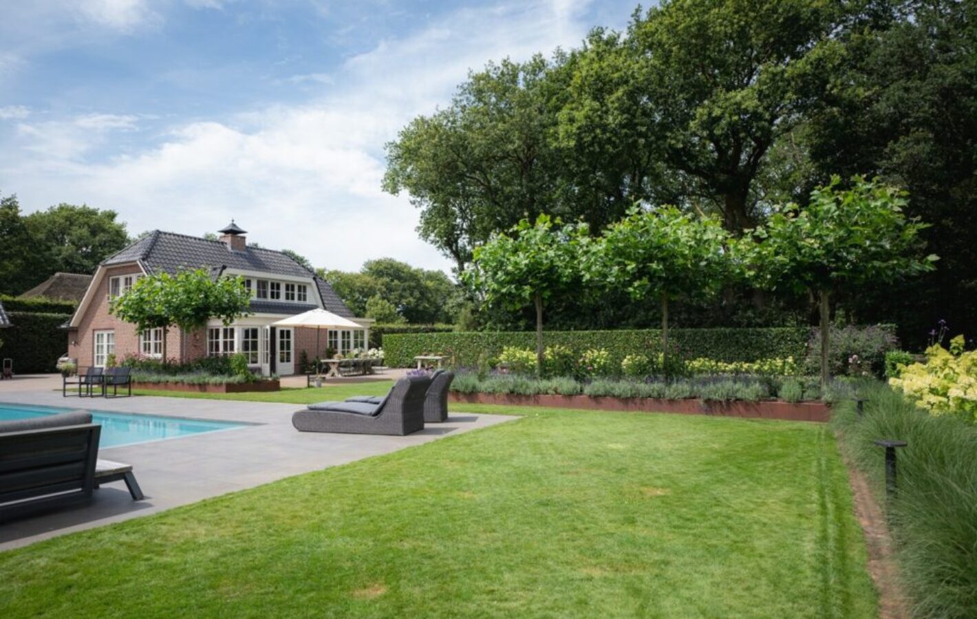 Aanleg luxueuze tuin in Lunteren