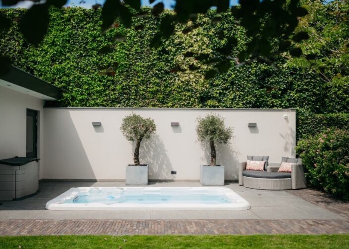 Tuin te Barneveld met een botanische uitstraling