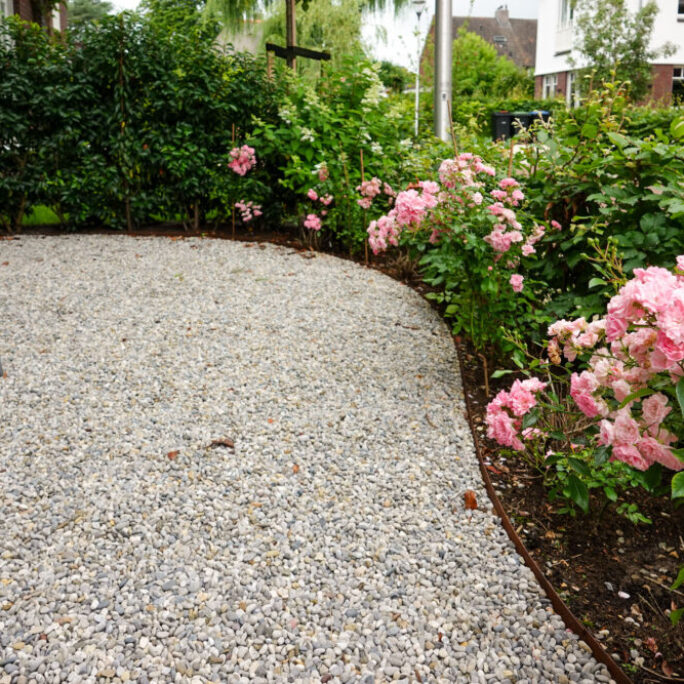 Kindvriendelijke tuin met veranda te Naarden